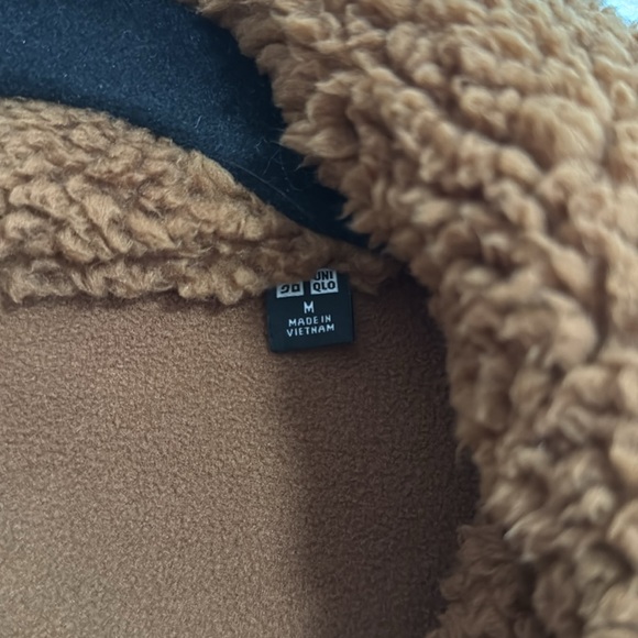 BNWOT Uniqlo Teddy Coat - Picture 6 of 6
